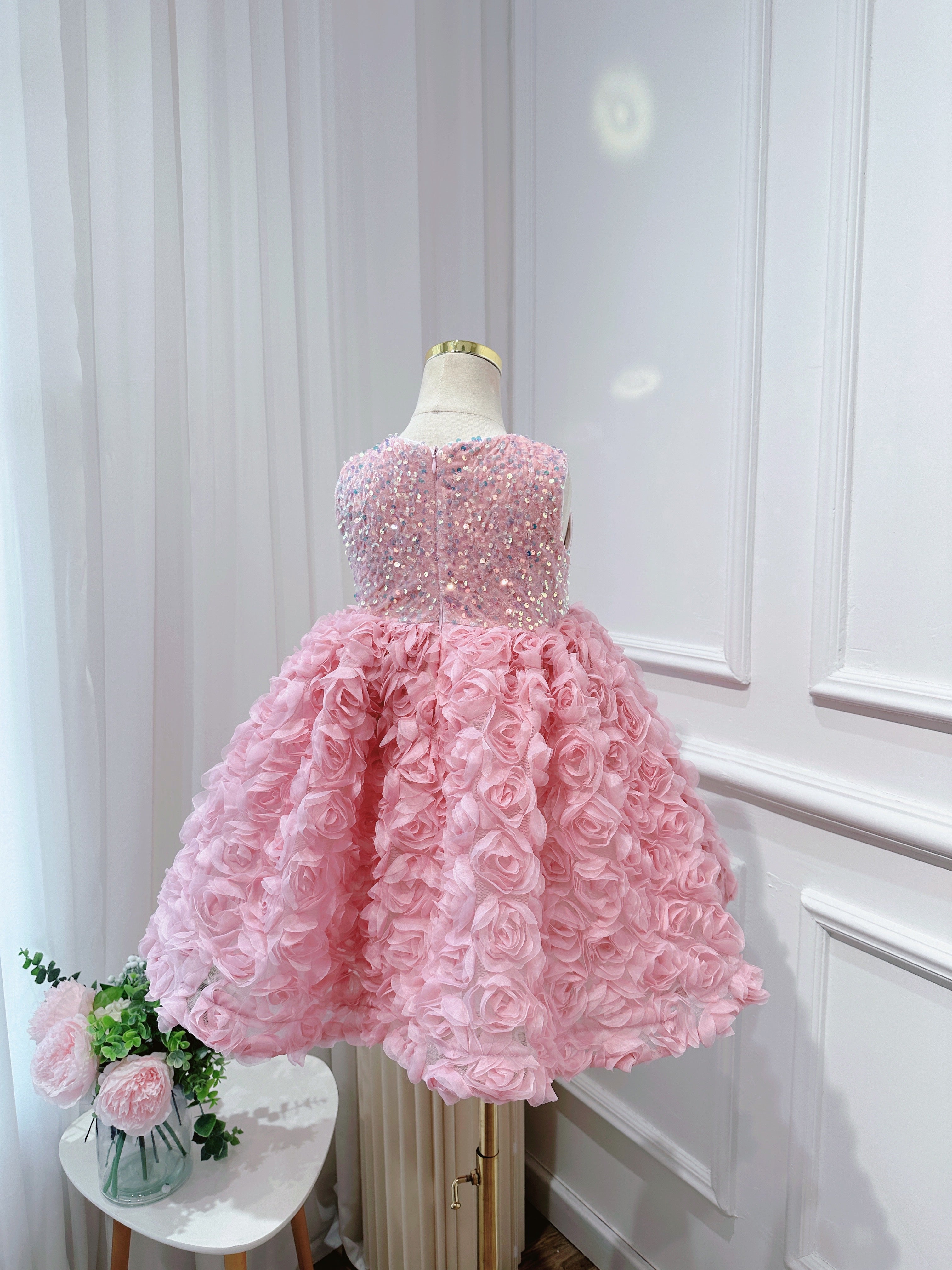 Velvet sequined rose dress dress