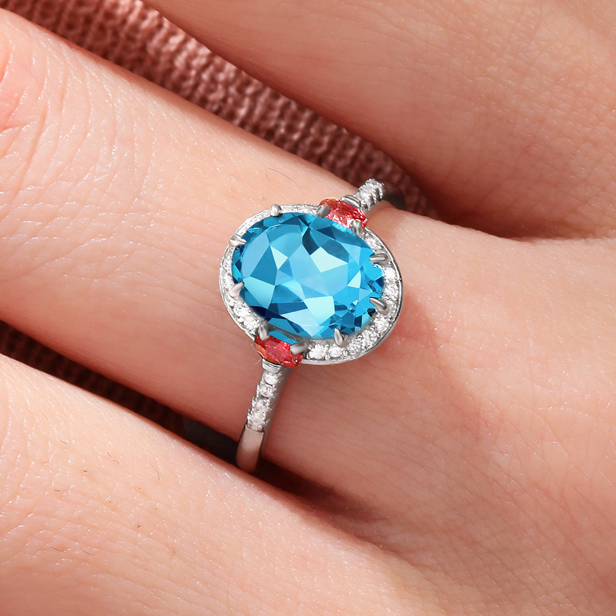 Fashion Light Luxury Shiny Simple Everything 925 Silver Inlaid Topaz London Blue Oval Ring
